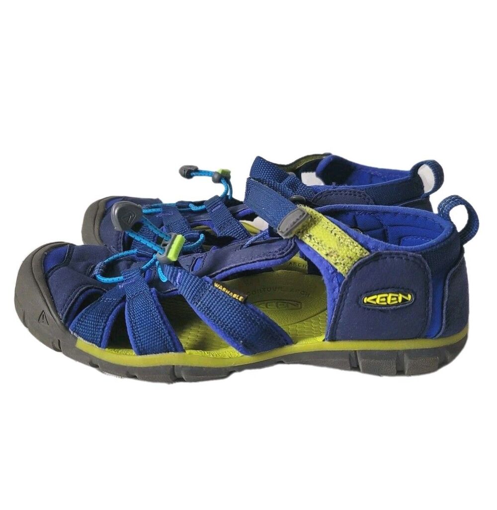 KEEN Youth Hiking Sandals Seacamp II CNX Youth Size 6 US Water Shoes Blue